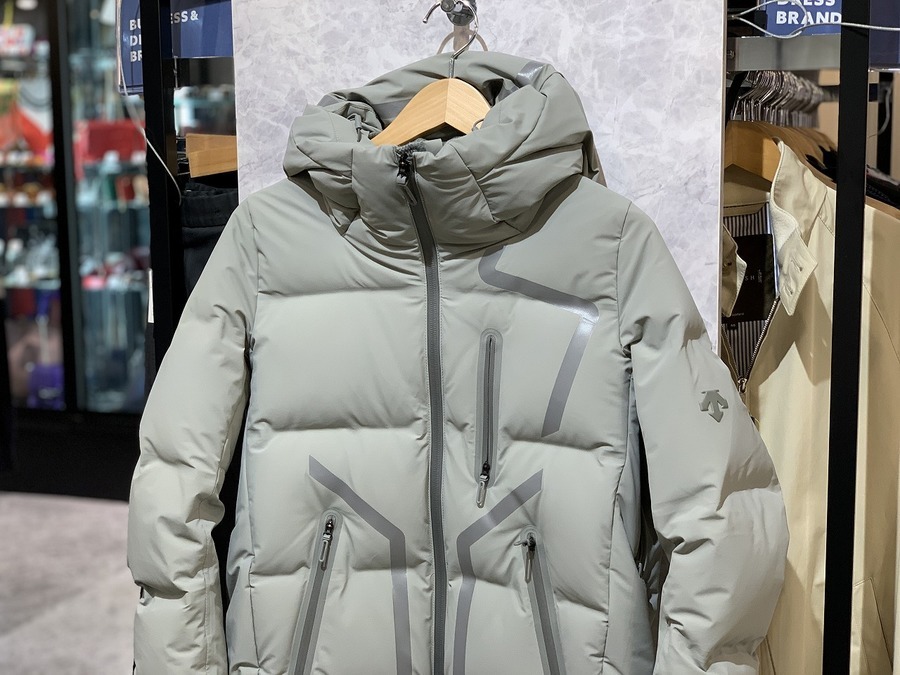 DESCENTE ALLTERRAIN /デサントオルテライン】水沢ダウンジャケット「STORM 」入荷致しました。[2020.09.10発行]｜トレファクスタイル目黒店｜洋服・古着の買取と販売の専門店｜トレジャーファクトリー（トレファク）のファッションリユース