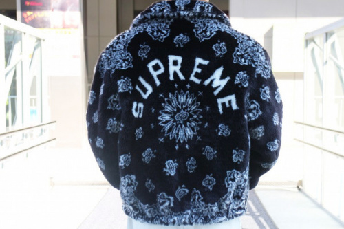 SUPREME/シュプリーム】よりバンダナファーボンバージャケット(Bandana Faux Fur Bomber Jacket  21SS)が買取入荷。[2021.09.01発行]｜トレファクスタイル橋本店｜洋服・古着の買取と販売の専門店｜トレジャーファクトリー（トレファク）のファッションリユース