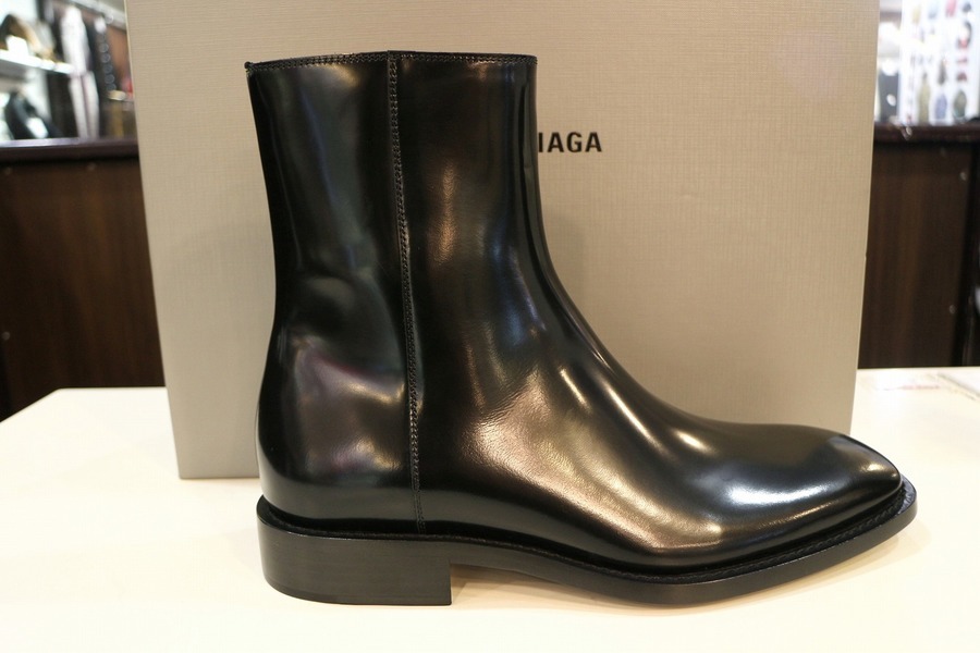 BALENCIAGA（バレンシアガ）からパテントレザーブーツ入荷！[2020.02