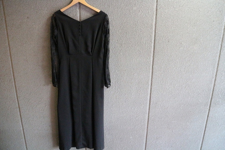 Ameri VINTAGE/アメリビンテージ】からlace sleeve refined dressが