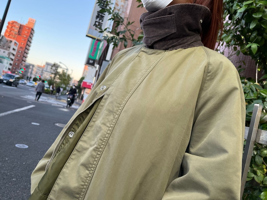 モダンヴィンテージブランドAMERI/アメリよりをCORDUROY COLLAR MILITARY COAT 買取入荷致しましたのでご紹介させて頂きます。[2021.11.11発行]｜トレファクスタイル葛西店｜洋服・古着の買取と販売の専門店｜トレジャーファクトリー（トレファク）のファッションリユース