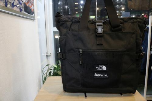 supreme the north face adventure tote