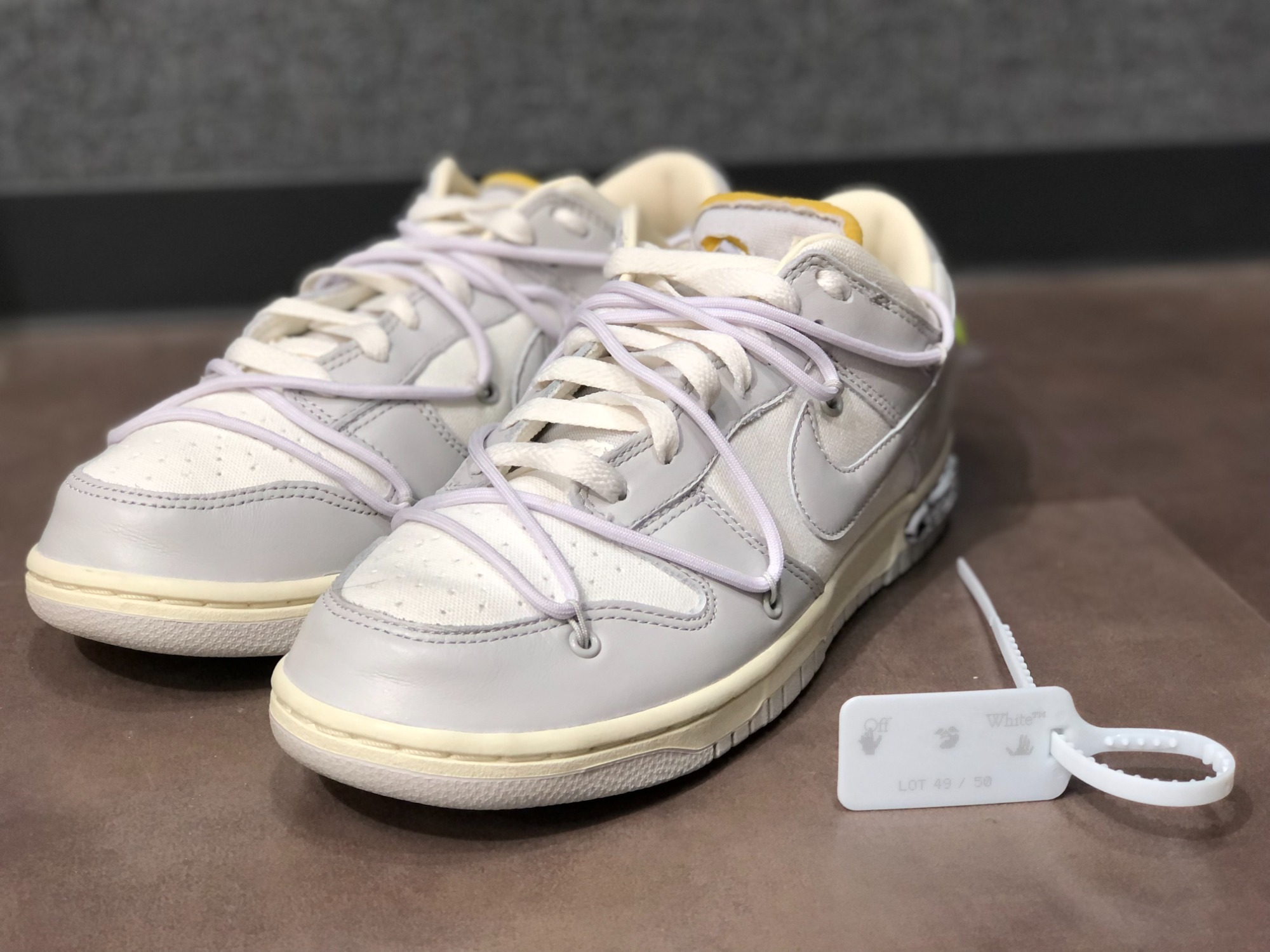 人気再燃！最新ストリート【NIKE × OFF WHITE/ナイキ × オフホワイト】THE 50シリーズのDUNK LOW が買取入荷いたしました。[2023.03.18発行]｜トレファクスタイル草加店｜洋服・古着の買取と販売の専門店｜トレジャーファクトリー（トレファク）のファッションリユース