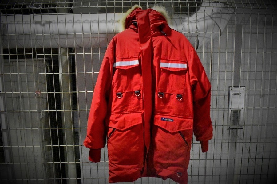 まるでレスキュー隊⁉インパクト大なダウンコート入荷【SNOW GOOSE/スノーグース 】[2019.12.29発行]｜トレファクスタイル本厚木駅前店｜洋服・古着の買取と販売の専門店｜トレジャーファクトリー（トレファク）のファッションリユース