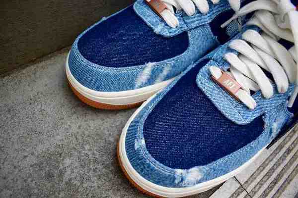 NIKE×LEVI'S】 世界に一足のオリジナルコラボAIR FORCE 1が入荷です