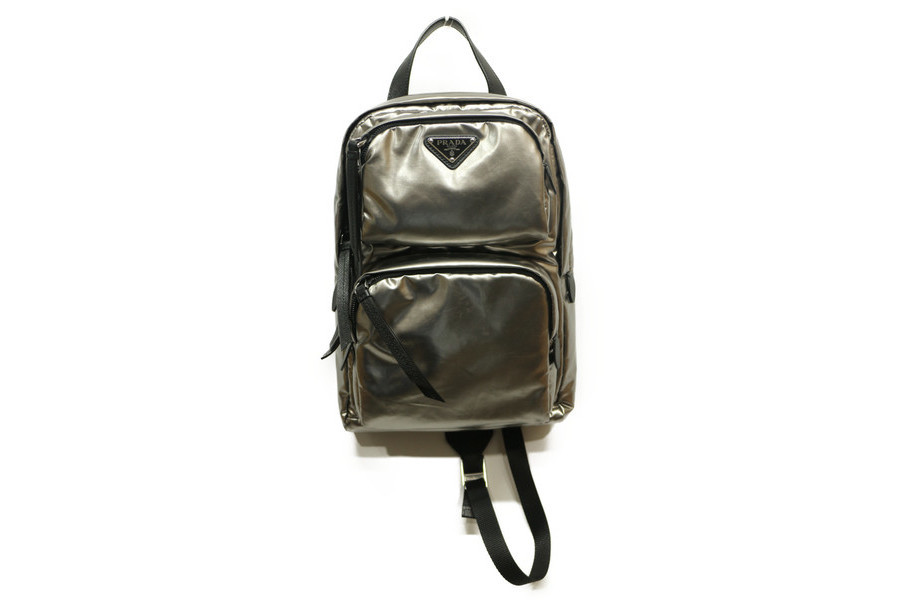 PRADA（プラダ）】リュック型ボディバッグ「1BZ026」入荷[2021.01.12 