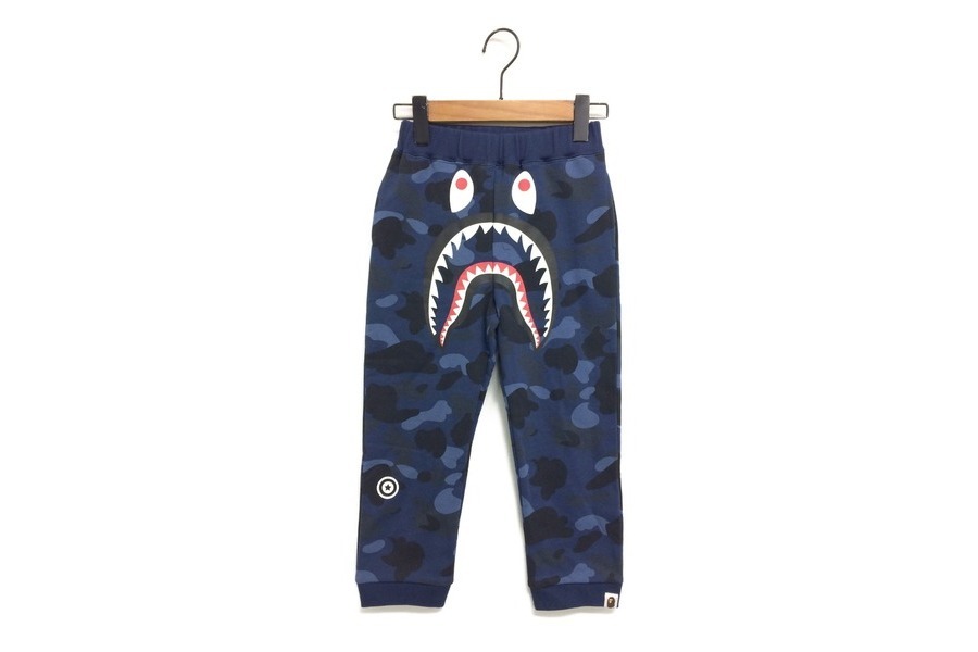 ストリートブランド A BATHING APE(アベイシングエイプ) 】キッズ