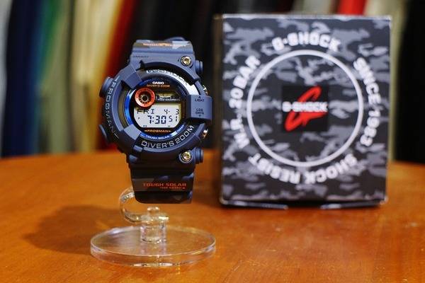 予約完売品！【G-SHOCK】フロッグマン GF-8250CM-2JR ネイビーカモ買取