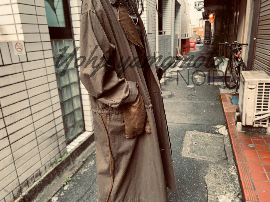 yohji yamamoto+noir/ヨウジヤマモトプリュスノアールより穴空トッパー