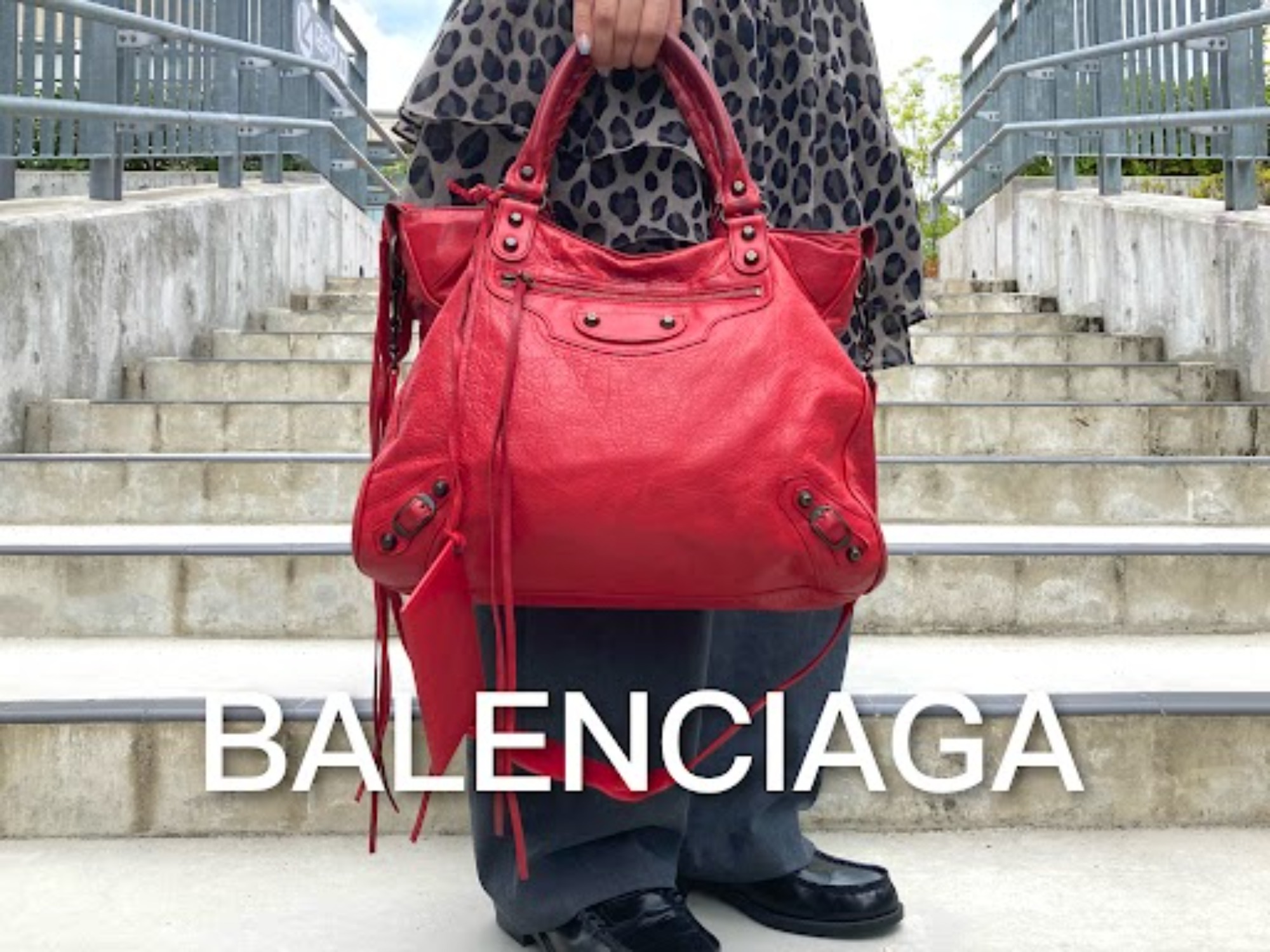 BALENCIAGA】より、クラシックヴェロ ハンドバッグを買取入荷致しました！[2024.08.22発行]｜トレファクスタイル名古屋則武新町店｜洋服・古着の買取と販売の専門店｜トレジャーファクトリー（トレファク）のファッションリユース