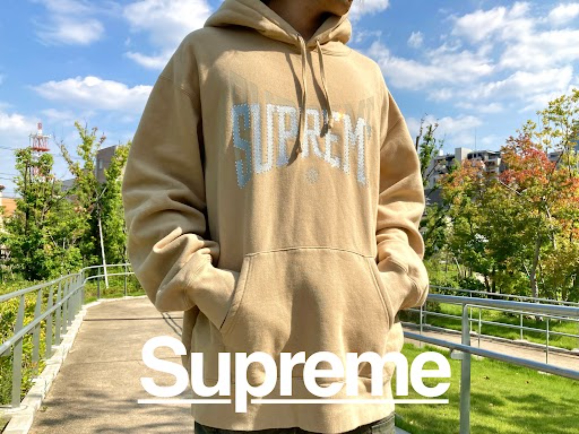 SUPREME】より、Rhinestone Shadow Hooded  Sweatshirtを買取入荷致しました！[2024.09.07発行]｜トレファクスタイル名古屋則武新町店｜洋服・古着の買取と販売の専門店｜トレジャーファクトリー（トレファク）のファッションリユース