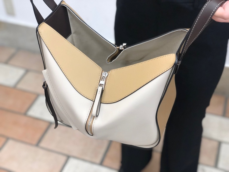 LOEWE/ロエベ】からハンモックスモールバッグ入荷です。[2020.09.18