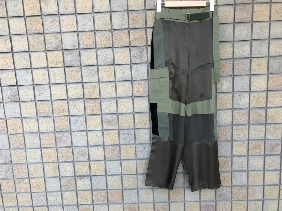 sacai／サカイ】より、ASYM CARGO MAXI SKIRTを買取入荷致しましたので