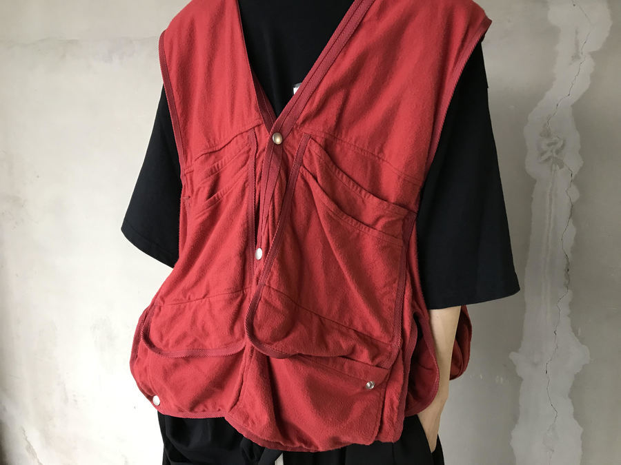 HOMELESS TAILOR/ホームレステイラー】よりEQUIPMENT VESTを買取入荷