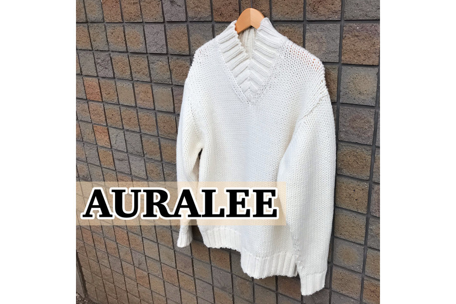 AURALEE/オーラリー】よりSUPER FINE WOOL AIRY KNIT を買取入荷いたしましたのでご紹介いたします。[2021.09.30発行]｜トレファクスタイル学芸大学店｜洋服・古着の買取と販売の専門店｜トレジャーファクトリー（トレファク）のファッションリユース