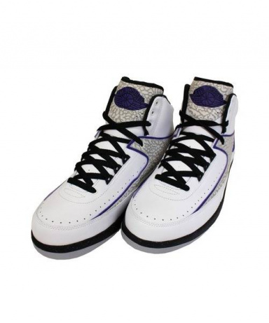 買取 査定情報 未使用展示品 ナイキ エアジョーダン 2 レトロ Nike Jordan 2 Retro スニーカー ホワイト ブラック 153 洋服や古着の買取と販売 トレファクスタイル