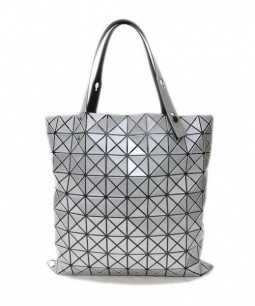 買取・査定情報 BAO BAO ISSEY MIYAKE(バオバオ イッセイミヤケ)トートバッグ｜洋服や古着の買取と販売【トレファクスタイル】