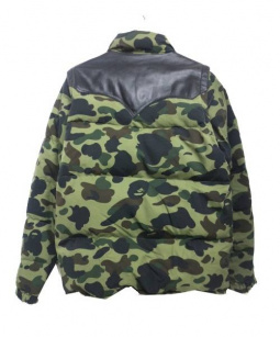 買取・査定情報 A BATHING APE 【ア・ベイシング エイプ】 ダウンジャケット 1ST CAMO DETACHABLE SLEEVE  DOWN JACKE｜洋服や古着の買取と販売【トレファクスタイル】