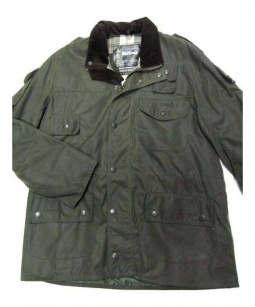 買取・査定情報 【Barbour バーブァー】 コーウェンコマンドジャケット オリーブ  参考価格￥64040｜洋服や古着の買取と販売【トレファクスタイル】