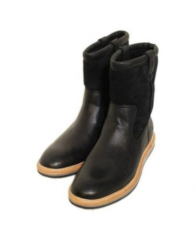 買取・査定情報 UGG アグ ブーツ バーカート ブラック 10 未使用品