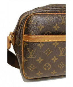 買取・査定情報 LOUIS VUITTON ショルダーバッグ 程度B モノグラム M45254 ストラップダメージ 内部ヨゴレ 角スレ有  リポーターPM 参考価格￥150.000前後｜洋服や古着の買取と販売【トレファクスタイル】