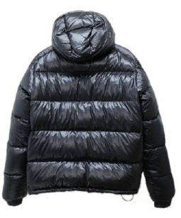 買取・査定情報 MONCLER【モンクレール】 ダウンジャケット K2 ブラック  参考価格136,500円程｜洋服や古着の買取と販売【トレファクスタイル】